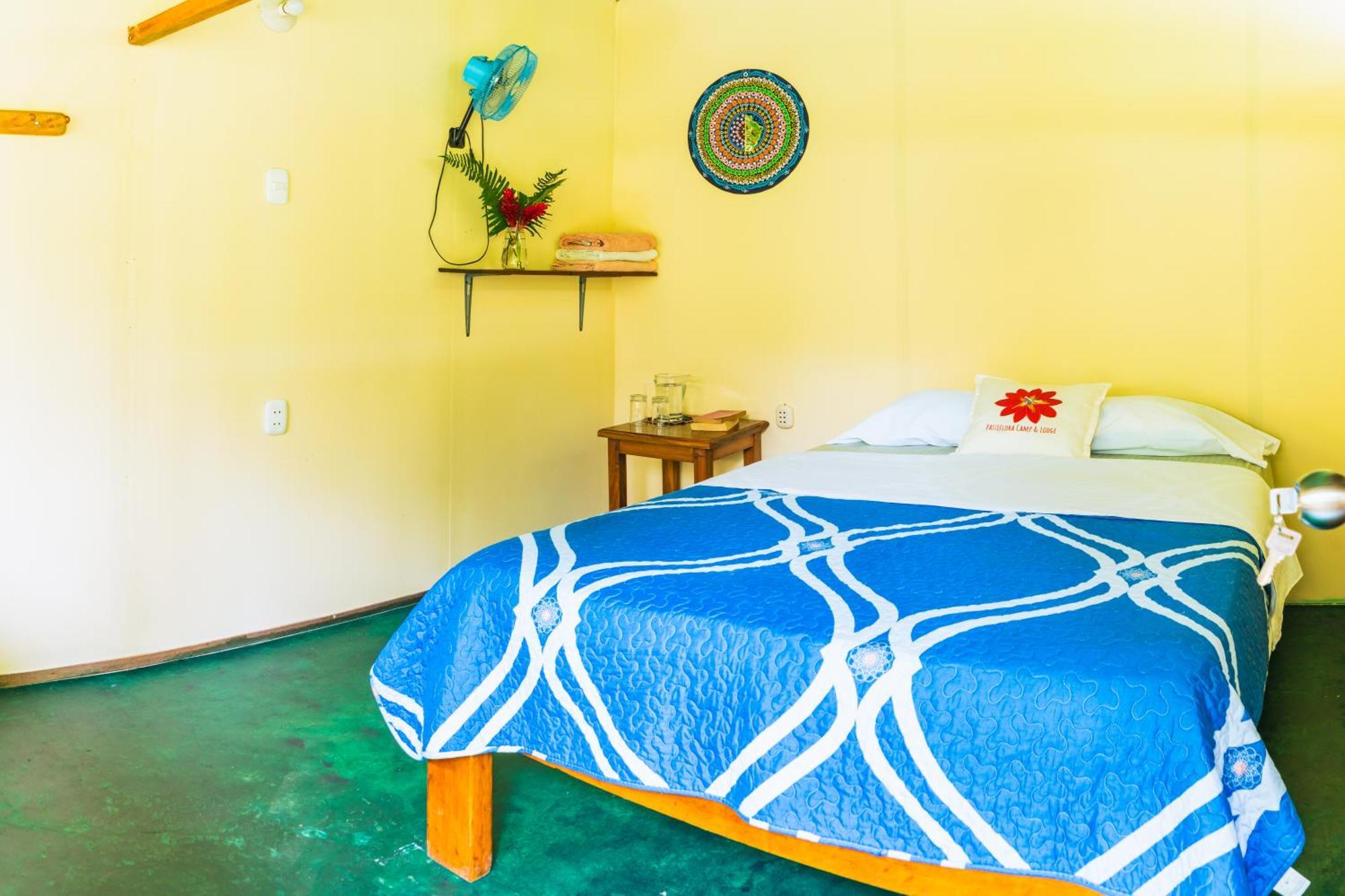 Passiflora Camp Puerto Maldonado Quarto foto
