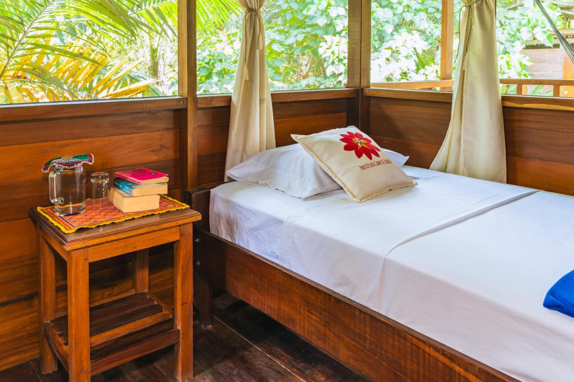 Passiflora Camp Puerto Maldonado Quarto foto